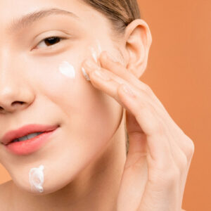 Moisturizing cream - buy and price of moisturizing cream